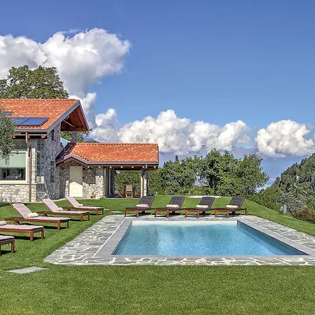 Sleeps 10 Pool Air Con Wifi וילה בלאג'יו